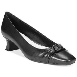 Easy Street - Waive Pumps